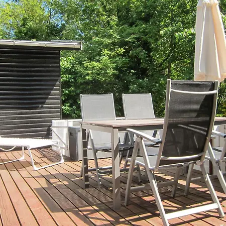 3 Bedroom Pet Friendly In Aakirkeby *