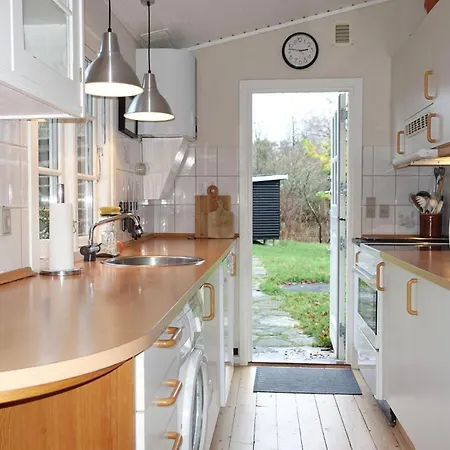Stunning In Aakirkeby With Wifi Feriehus