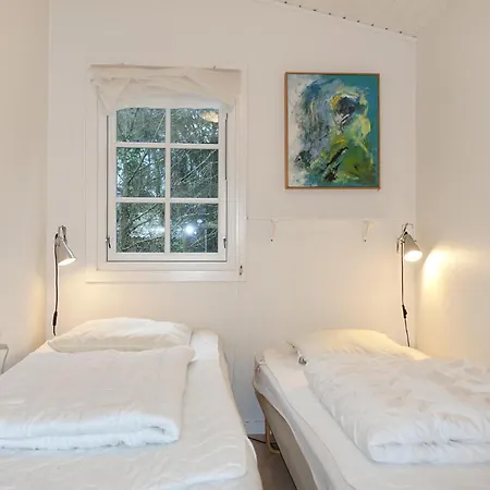 In Aakirkeby With Wifi Vester Somarken